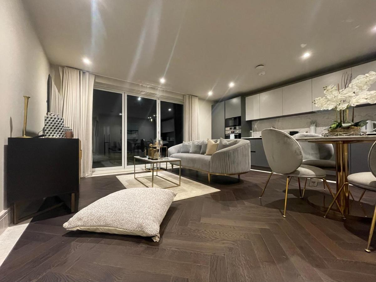 Apartment Sophisticated 1br, 1 Ba Designer Flat Chcl F2 Chigwell