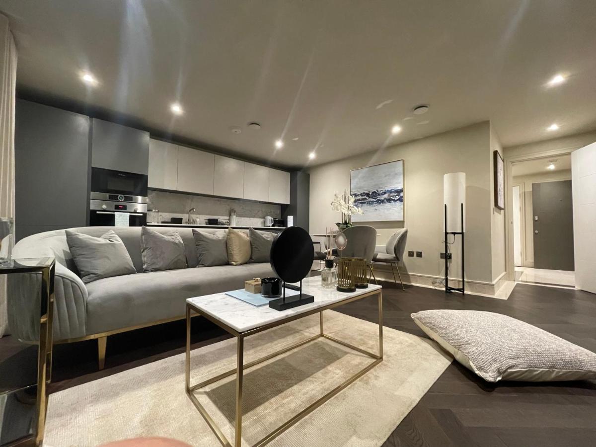 Sophisticated 1br, 1 Ba Designer Flat Chcl F2 Apartment Chigwell