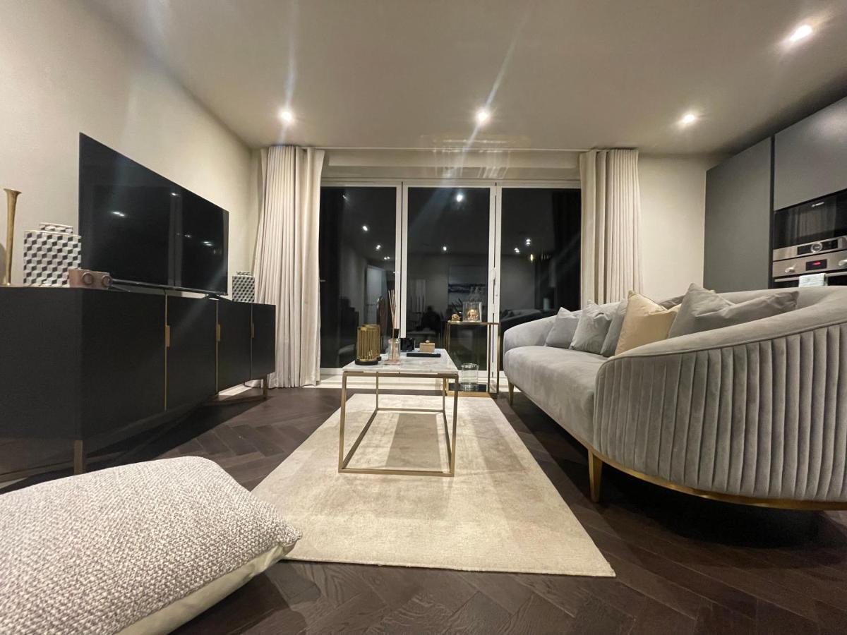 Sophisticated 1br, 1 Ba Designer Flat Chcl F2