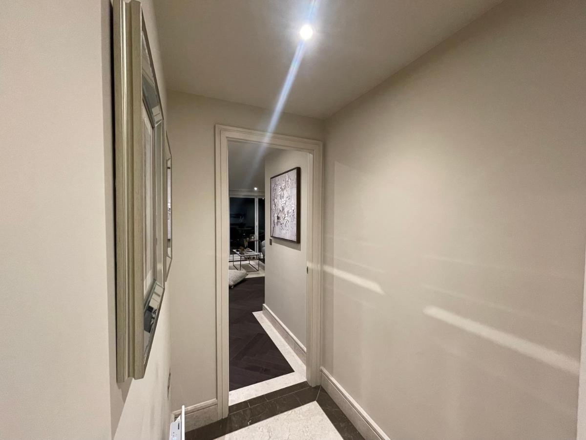 Sophisticated 1br, 1 Ba Designer Flat Chcl F2 *
