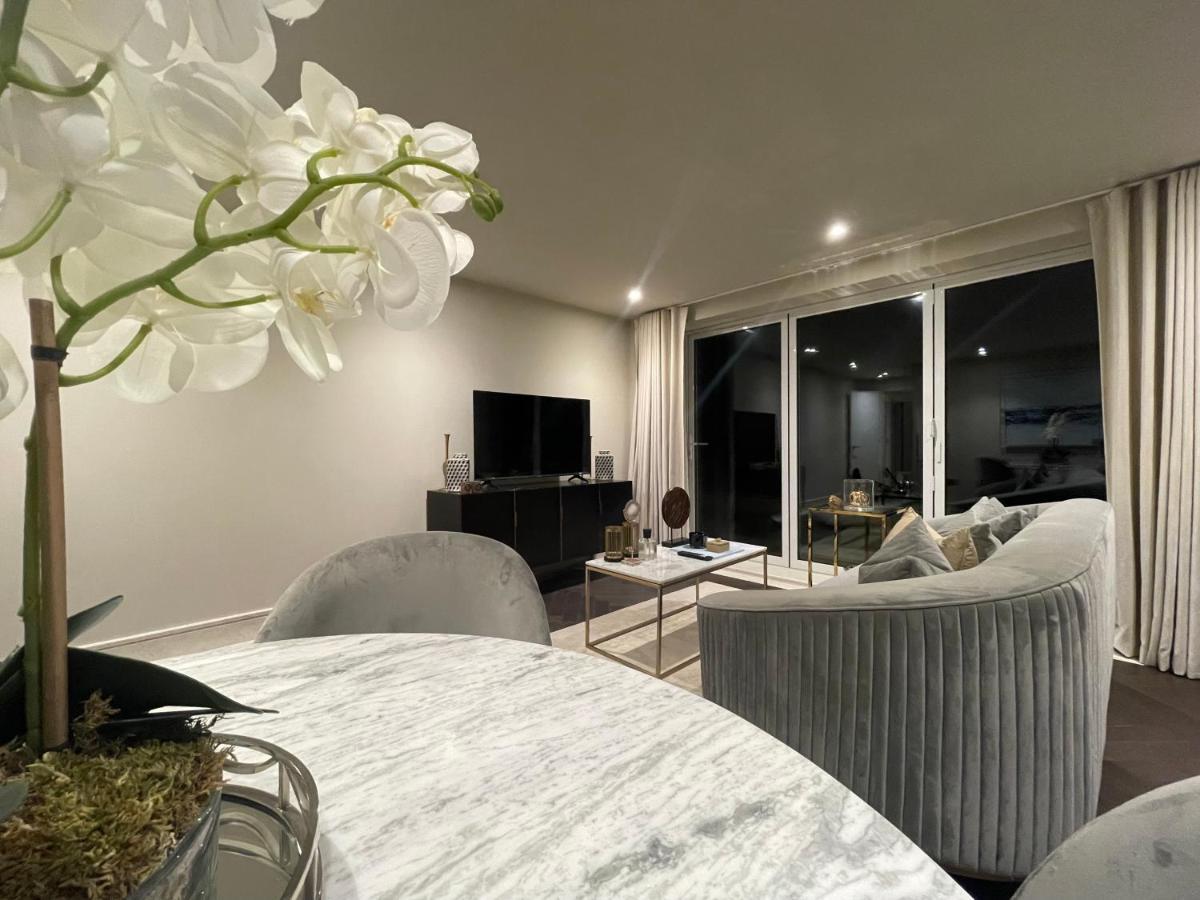 Apartment Sophisticated 1br, 1 Ba Designer Flat Chcl F2 Chigwell